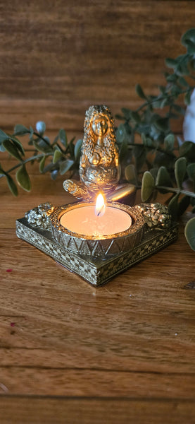 Mother Earth Tealight Holder