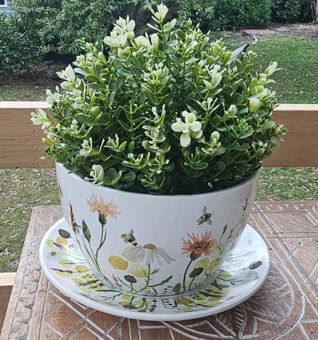 Bee Meadow  Teacup Planter