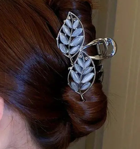 Leaf Design Hair Claw Clip